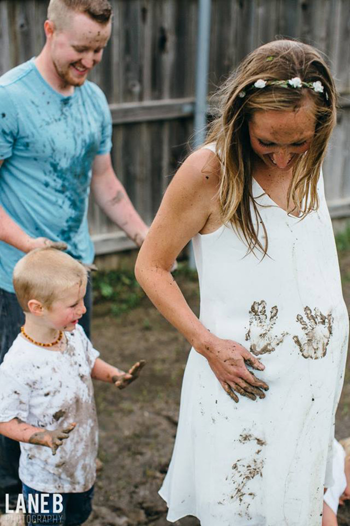 family mud photoshoot