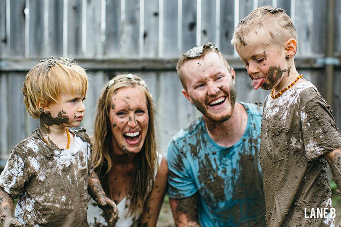 family mud photoshoot