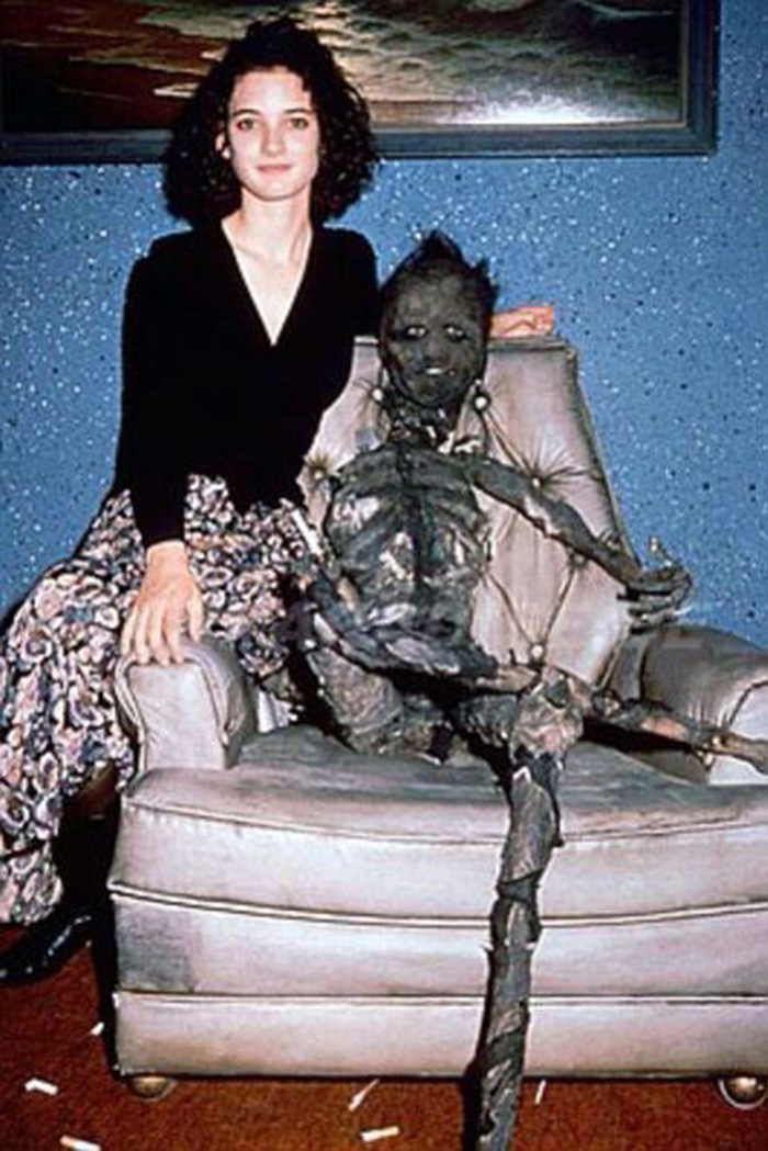 23 Behind The Scenes Photos From Beetlejuice, 1987