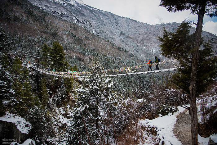 couple married mount everest pictures