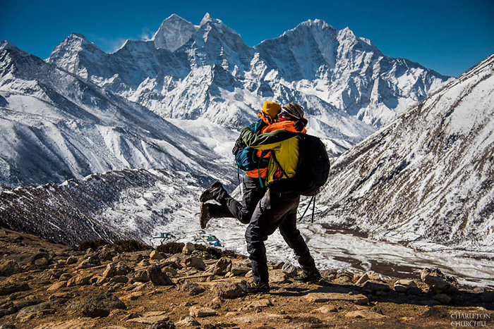 couple married mount everest pictures