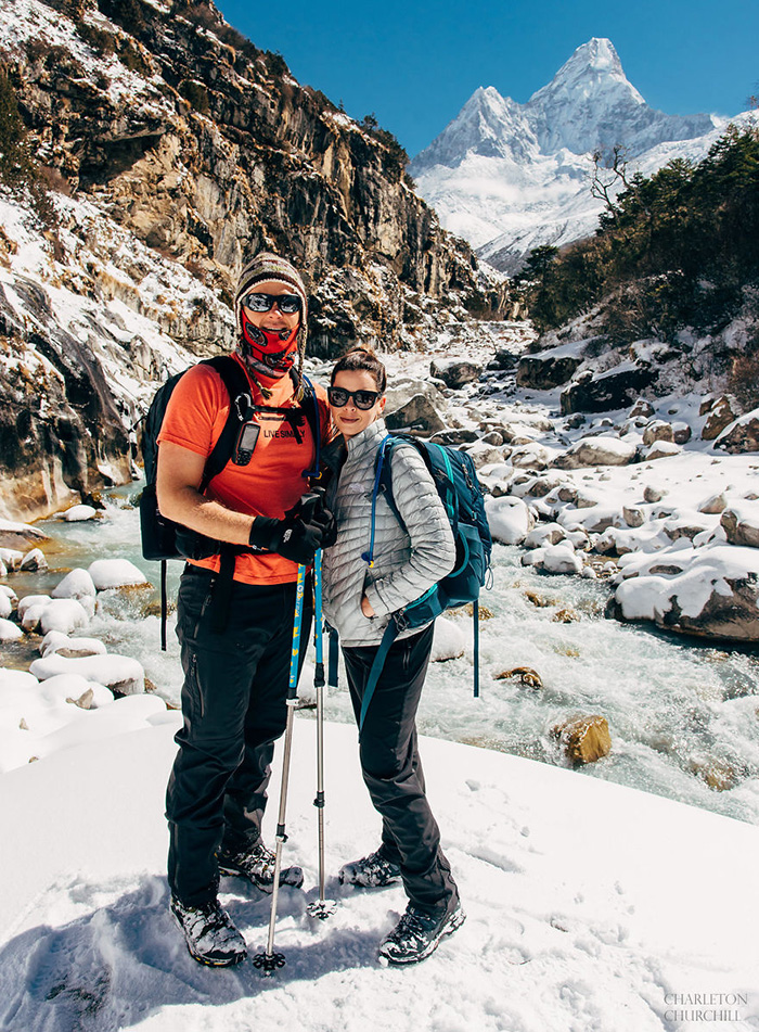 couple married mount everest pictures