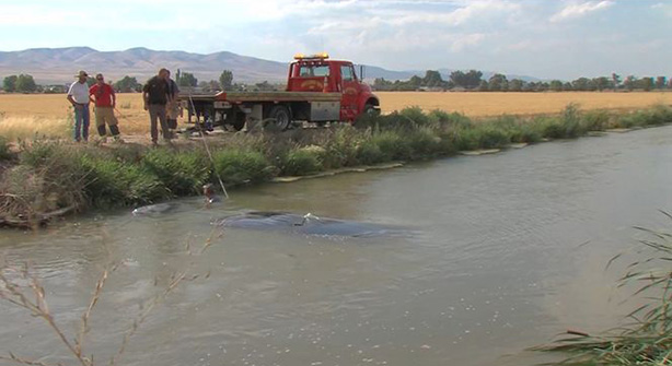 good news people rescue man in water