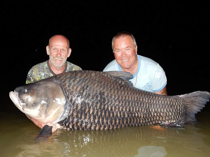 friends uses ashes to catch monster carp