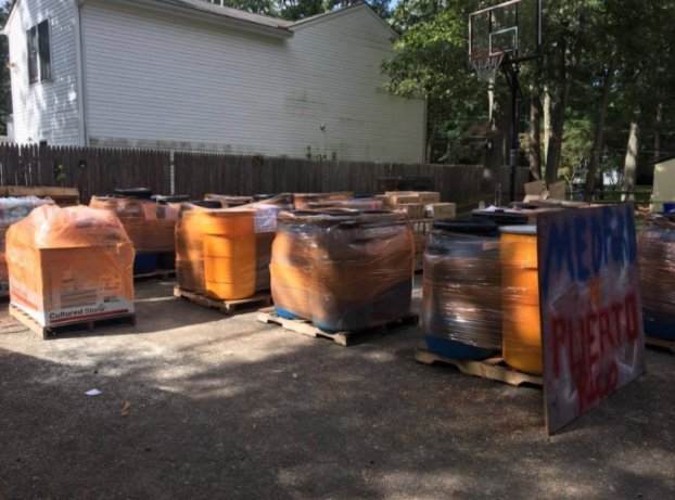 man donates food to Puerto Rico