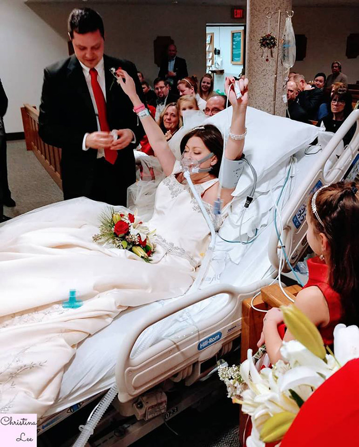 woman breast cancer wedding in hospital hours before death