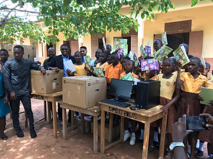 ghana teacher microsoft word on chalk board good news