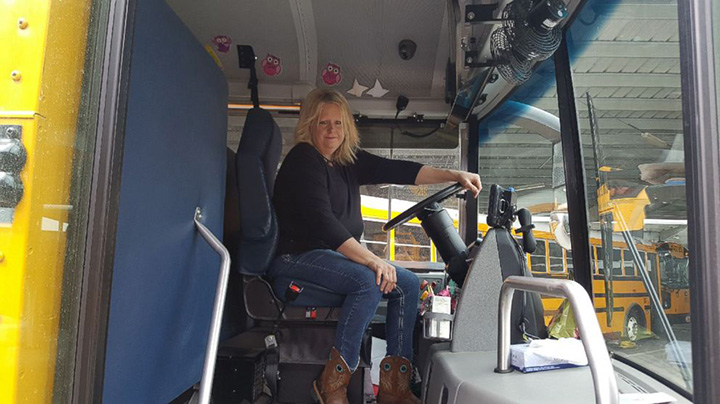 tracy dean bus driver braids girls hair every morning