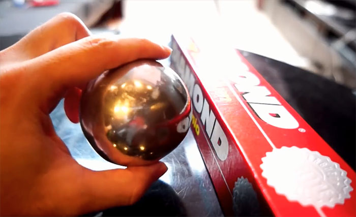 A current Japanese trend is polishing tin foil balls into perfection