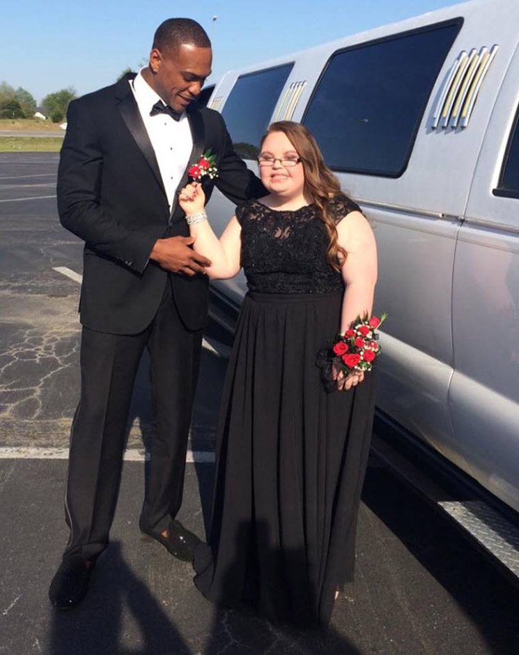 NFL player don jones takes girl down syndrome to prom