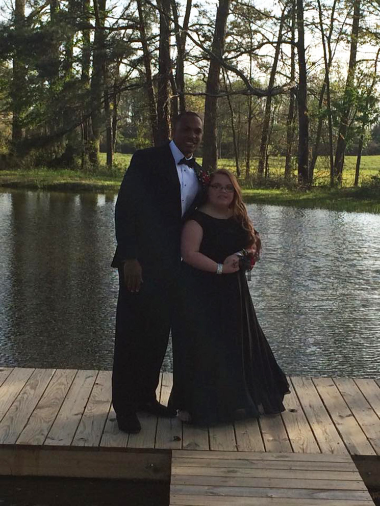 NFL player don jones takes girl down syndrome to prom