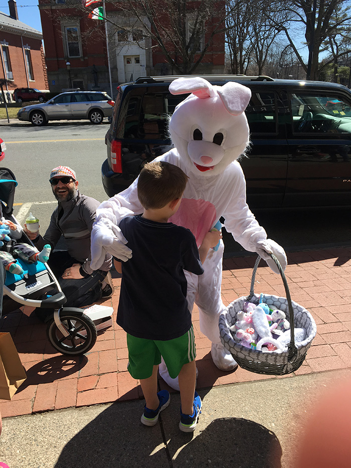 easter acts of kindness