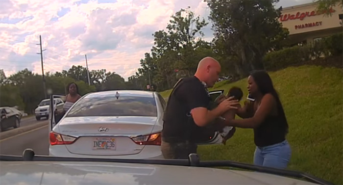 good news police officer saves baby