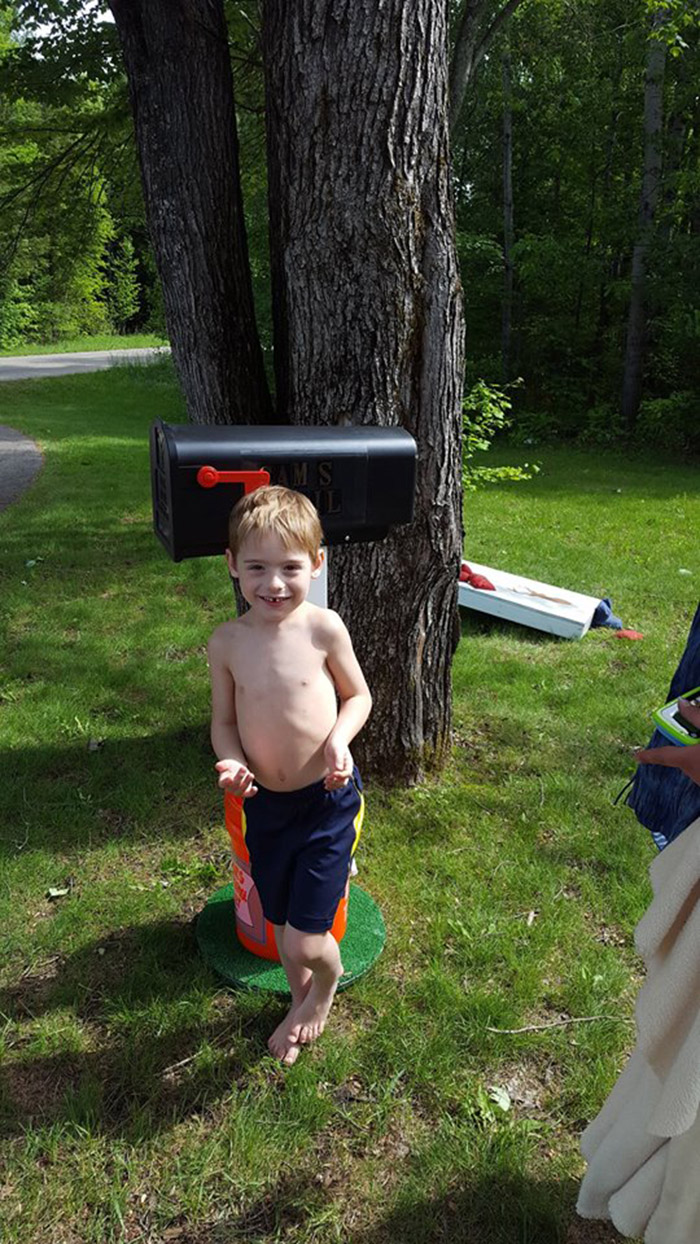 homed depot employees make mailbox for boy autism kindness