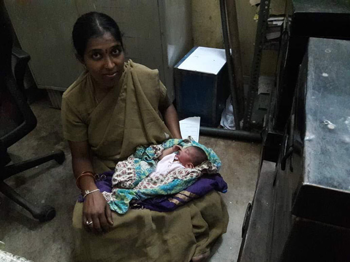 police officer breastfeeds newborn baby abandoned