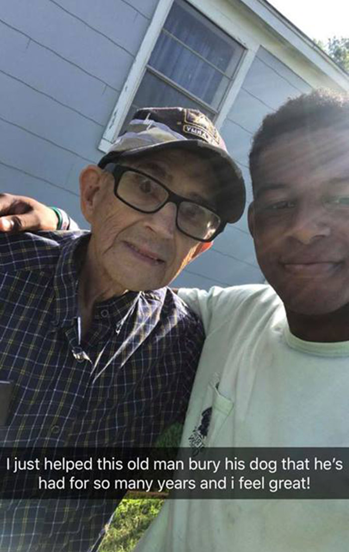 teen helps elderly man bury his dog