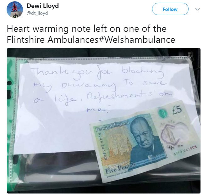 heartwarming note left on ambulance