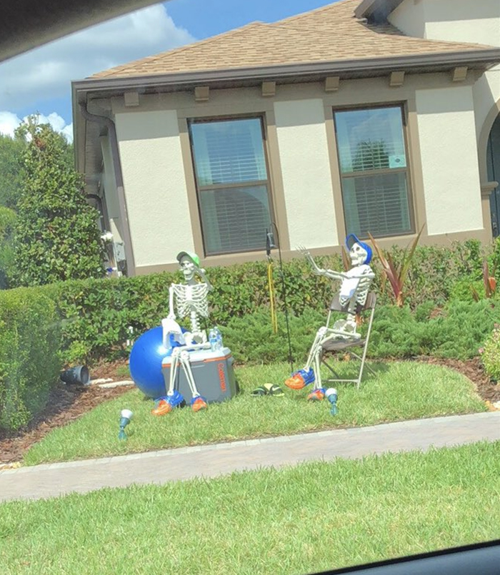 halloween skeletons funny ideas