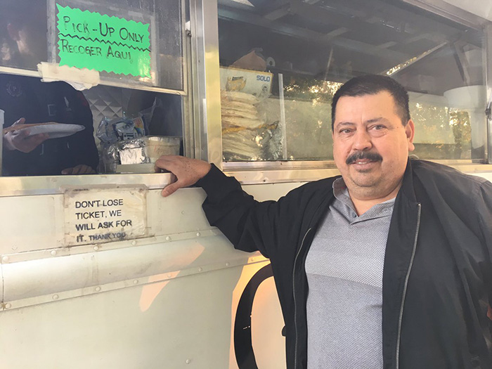 mexican restaurant owner hands out free food displaced californians