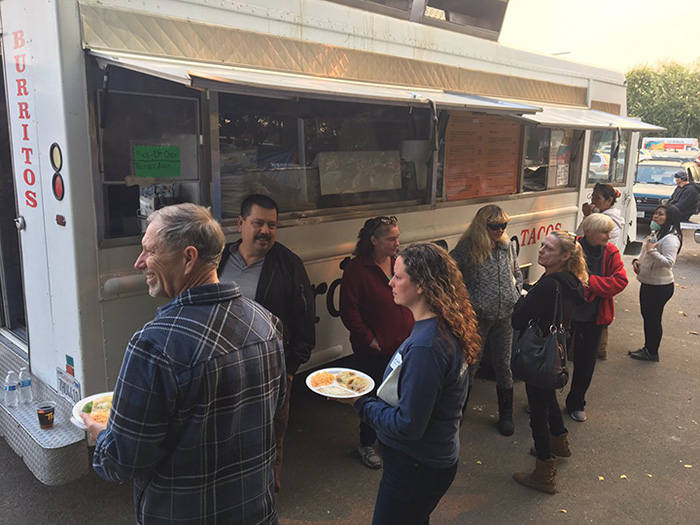 mexican restaurant owner hands out free food displaced californians