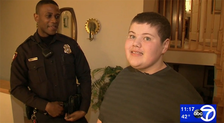 officer helps kid autism find teddy bear