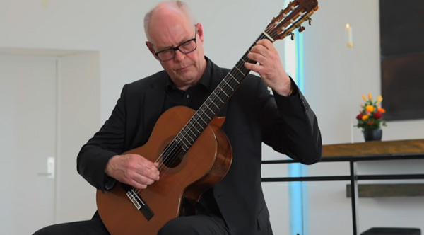 tromme vitalitet Problem This Classical Guitar Version Of 'Nothing Else Matters' Is Absolutely  Beautiful