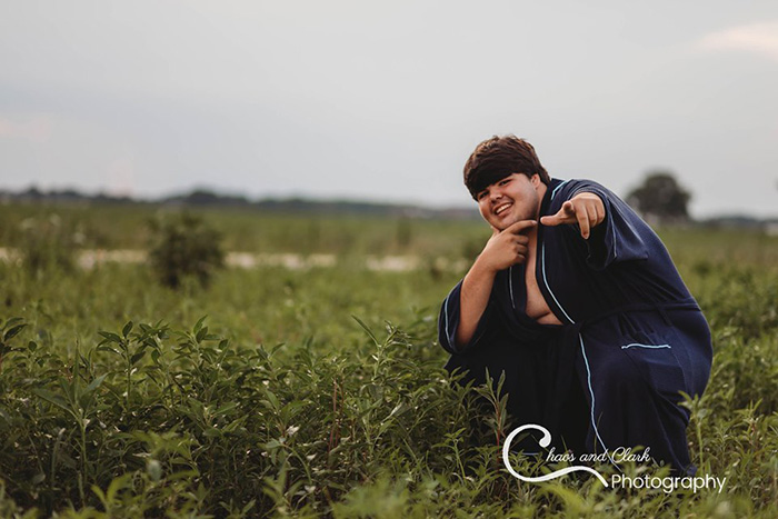 senior photos in robe