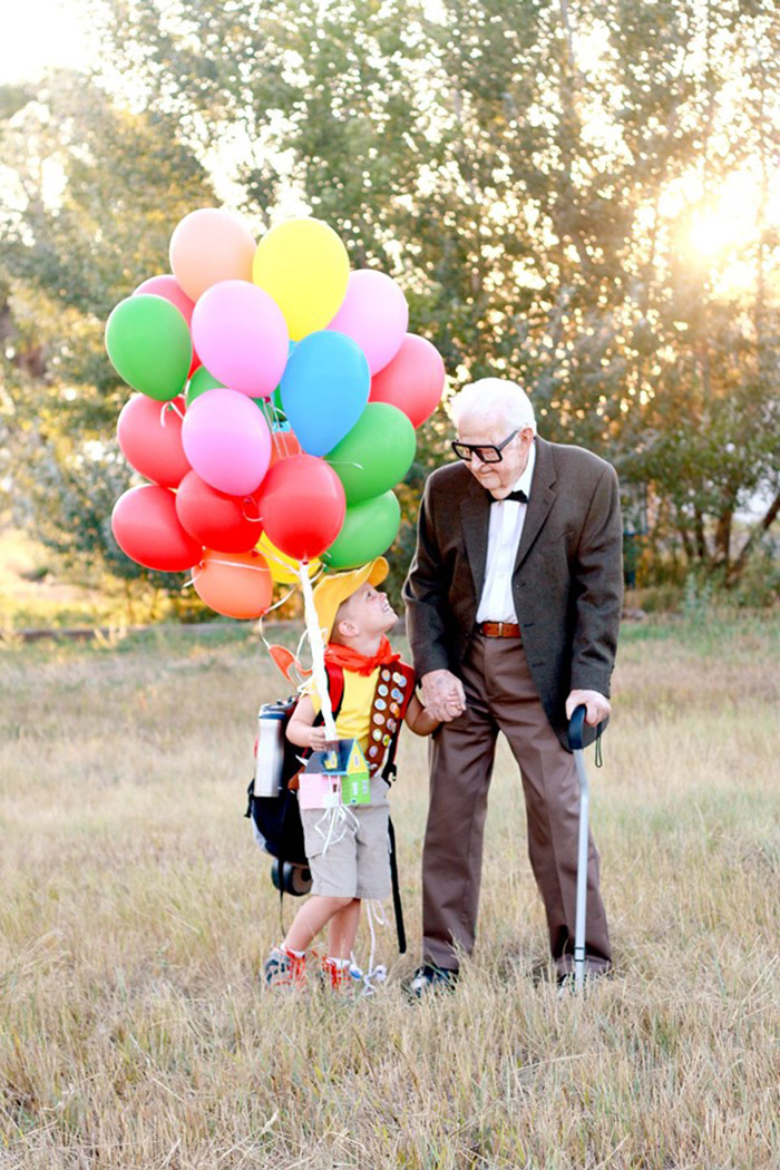 mom creates up photoshoot for kid