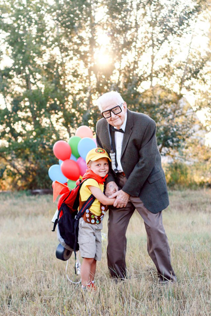 mom creates up photoshoot for kid