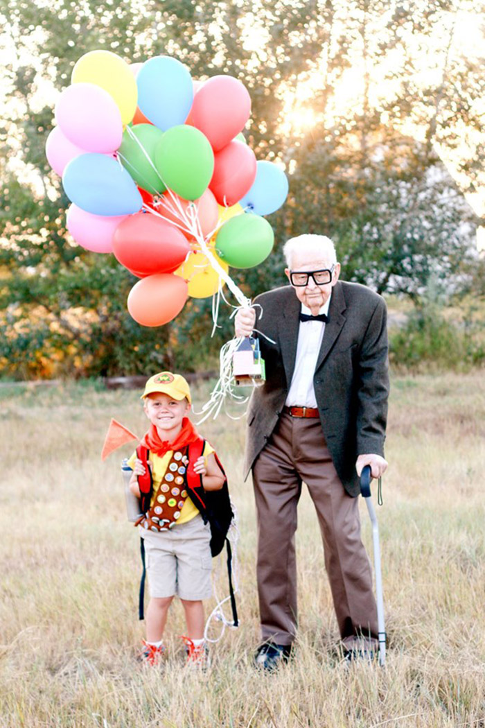 mom creates up photoshoot for kid