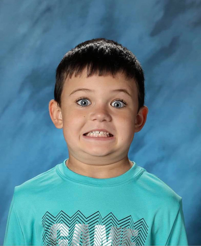 Moms Are Sharing Their Kid s Funny School Pictures