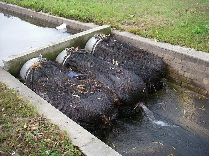 mesh nets reduce pollution collect waste