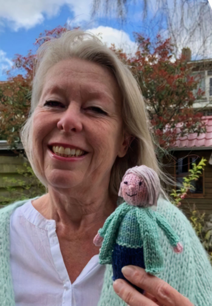 teacher knits dolls of students