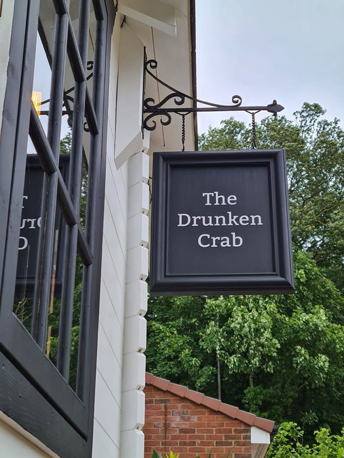 the drunken crab backyard pub