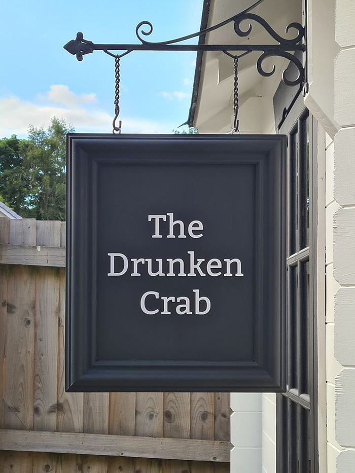 the drunken crab backyard pub