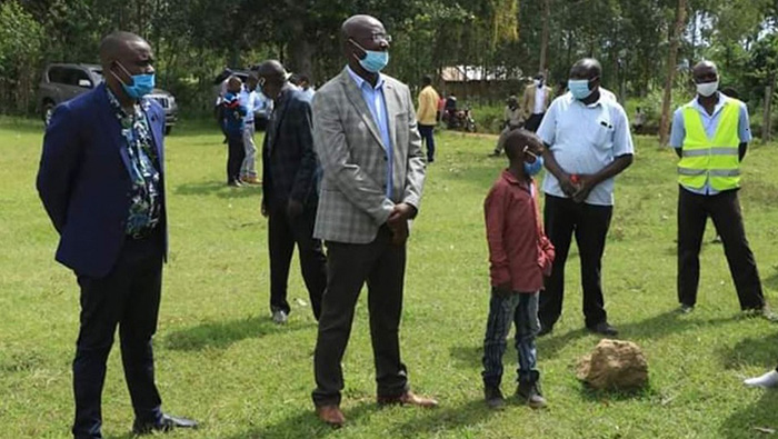 9 year old boy Kenya hand washing invention