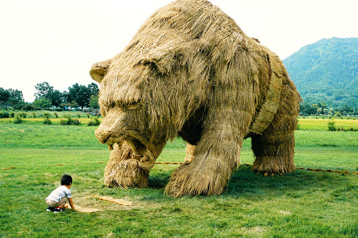 rice straw art Japan