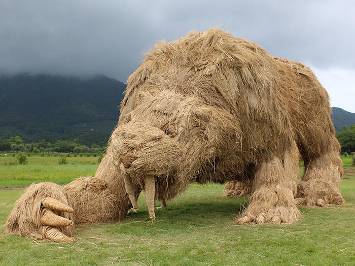 rice straw art Japan