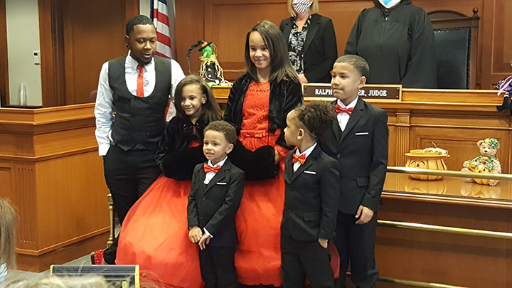 dad adopts 5 siblings to keep together