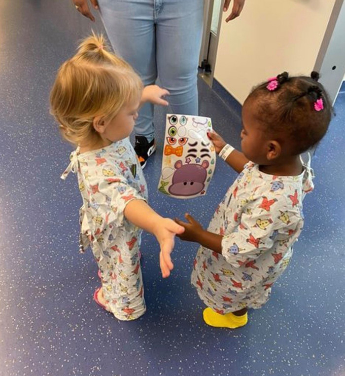 little girls with cancer become friends