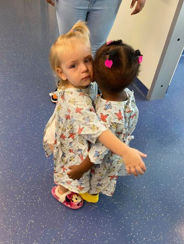 little girls with cancer become friends