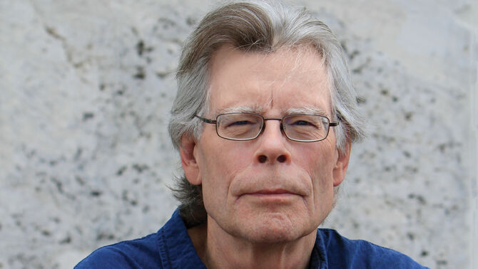 Stephen King helps students publish book