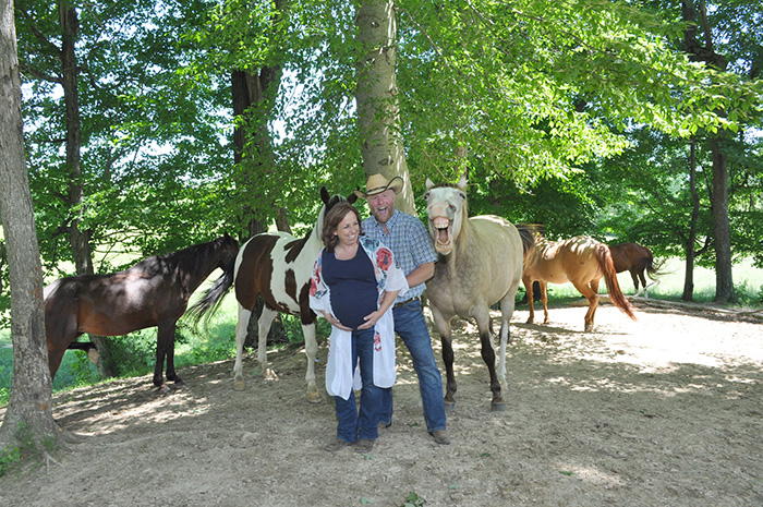 horse funny face photo shoot