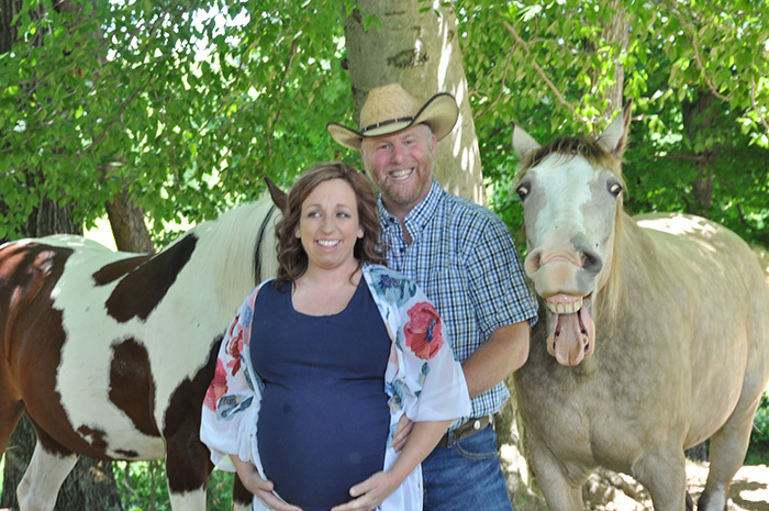 horse funny face photo shoot