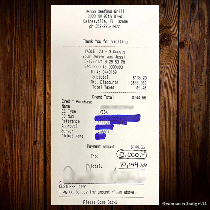 diner leaves 10k tip