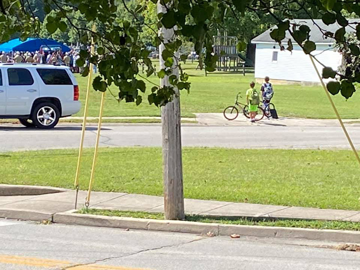 boys on bikes honor veteran funeral