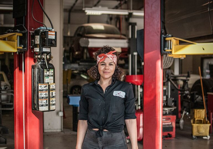 Patrice Banks auto shop for women