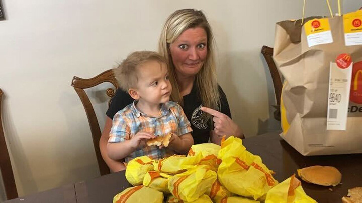 toddler orders 31 cheeseburgers moms phone
