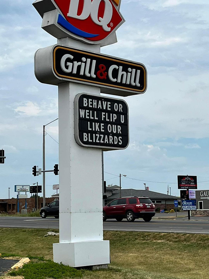 sign war Mcdonalds DQ Missouri