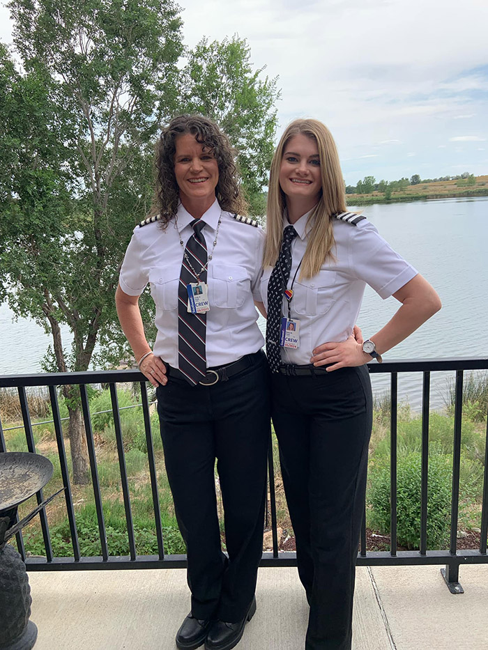 Southwest mom and daughter pilots